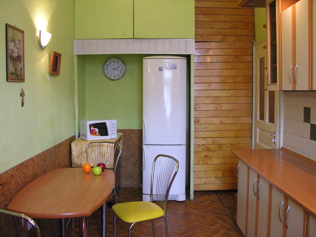 Lviv Of Open Hearts Apartment Room photo